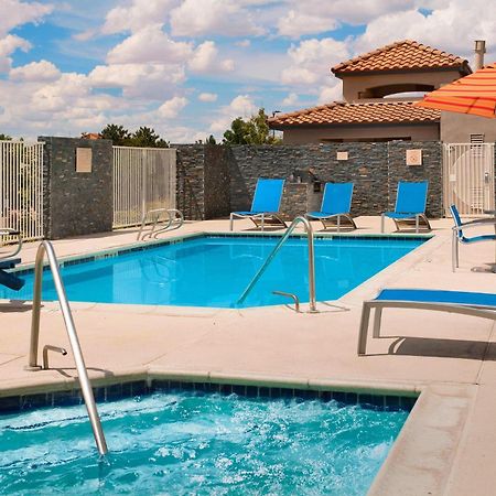 Towneplace Suites By Marriott Albuquerque Airport Екстериор снимка